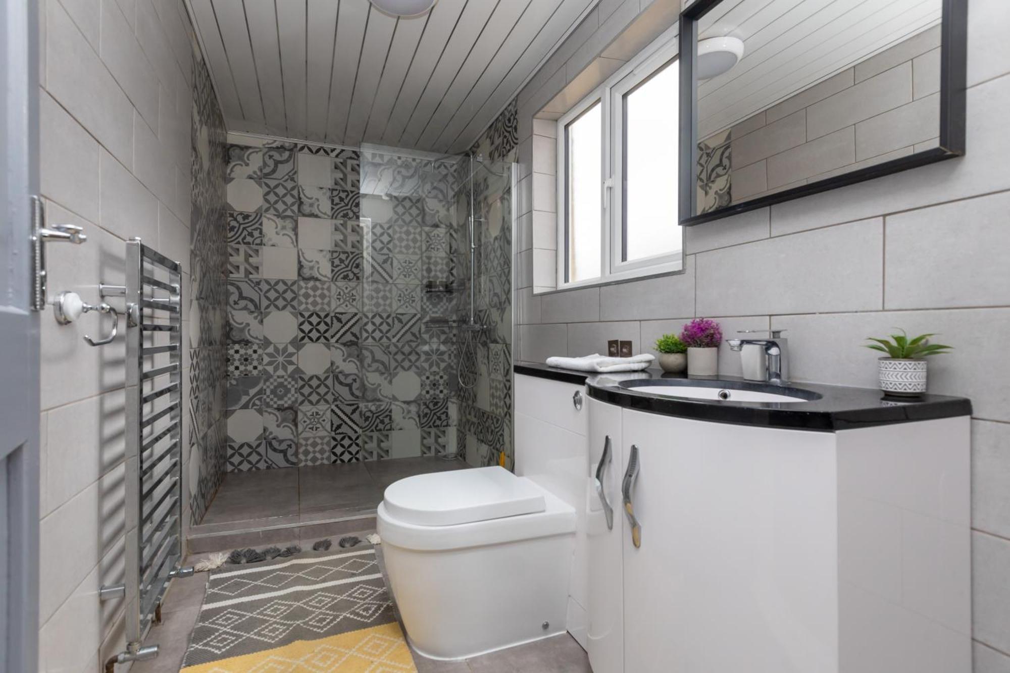 Bright 3 Bedroom House With Terrace 16 Mins To Big Ben Apartamento Londres