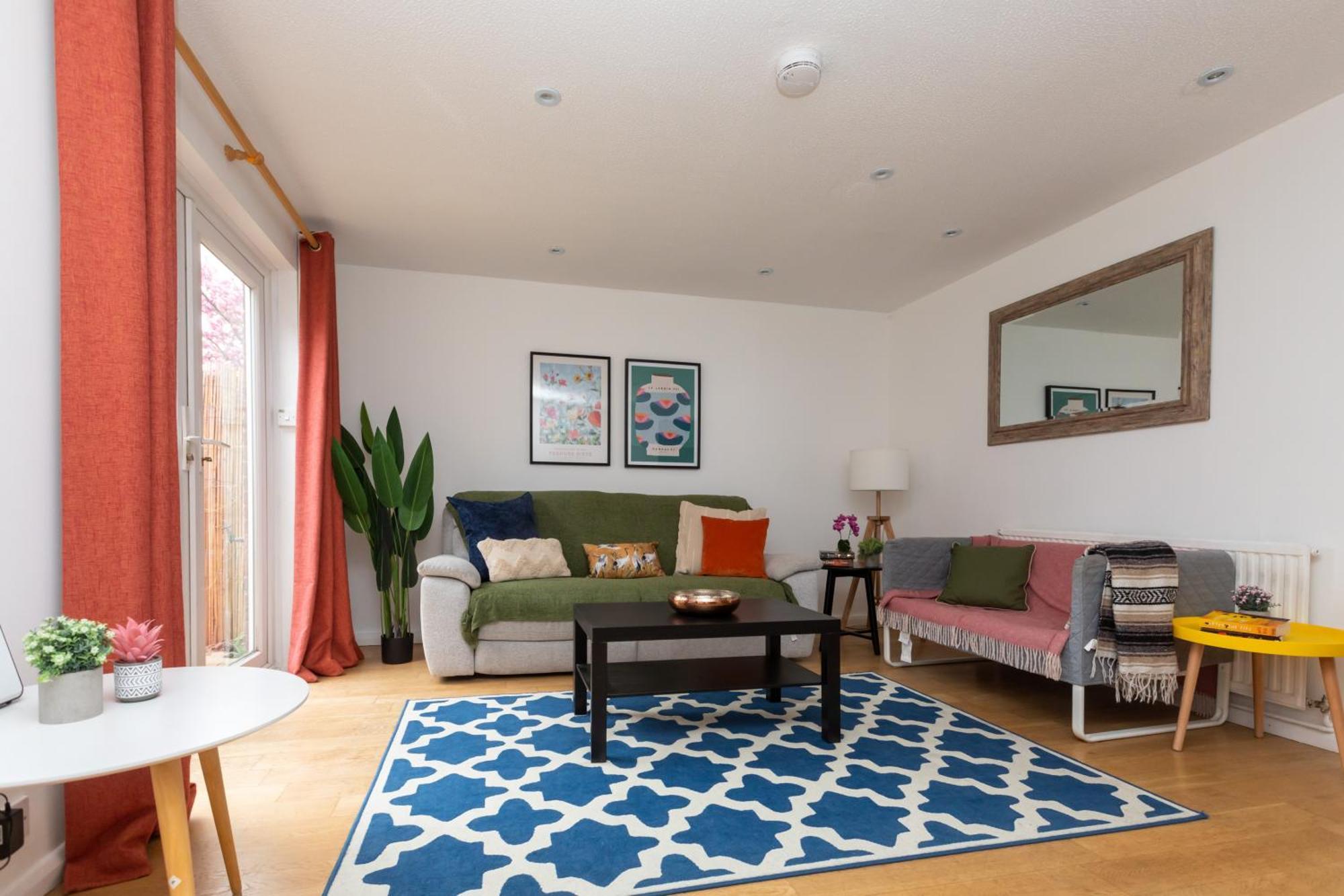 Bright 3 Bedroom House With Terrace 16 Mins To Big Ben Apartamento Londres