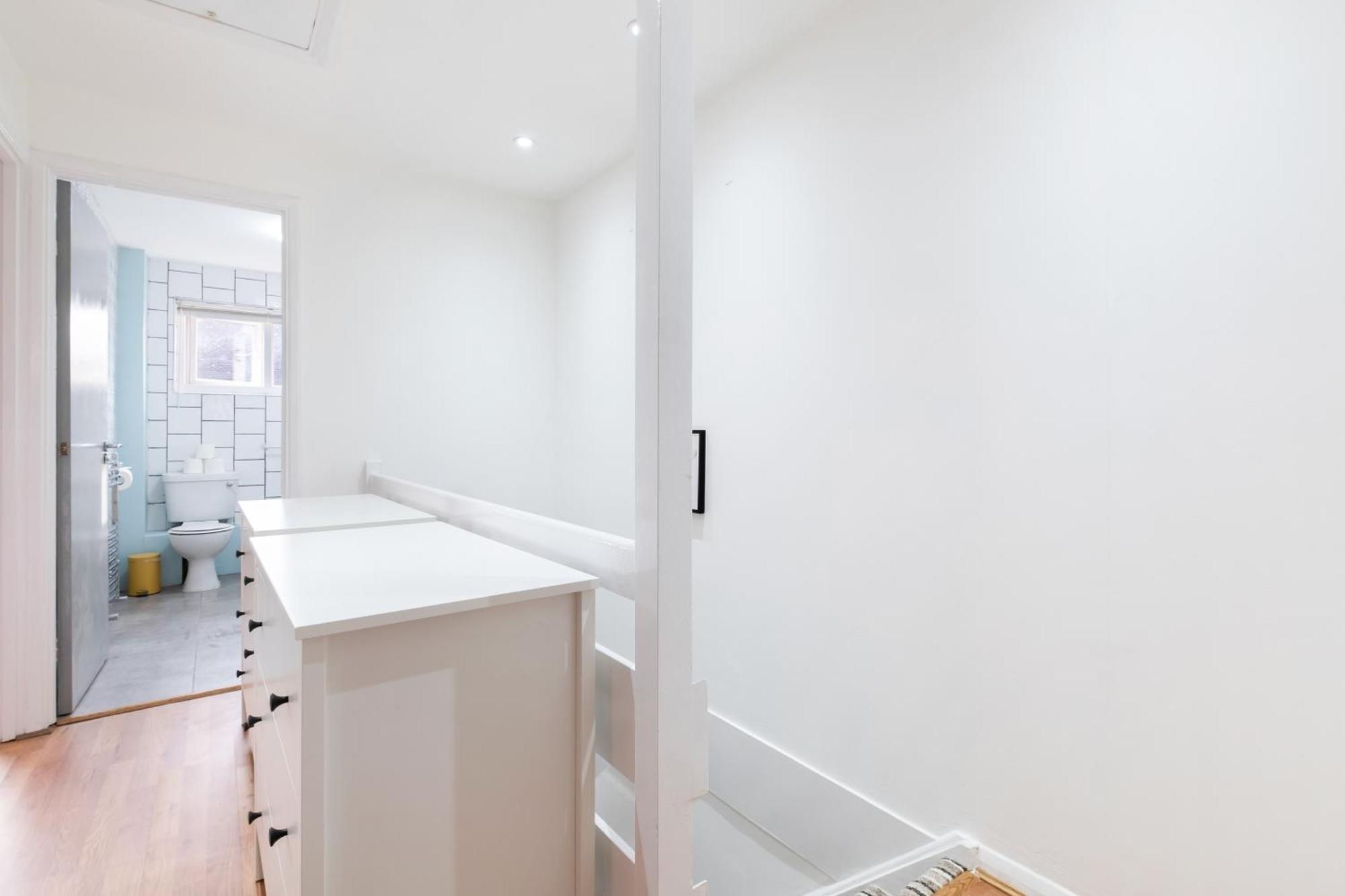Bright 3 Bedroom House With Terrace 16 Mins To Big Ben *