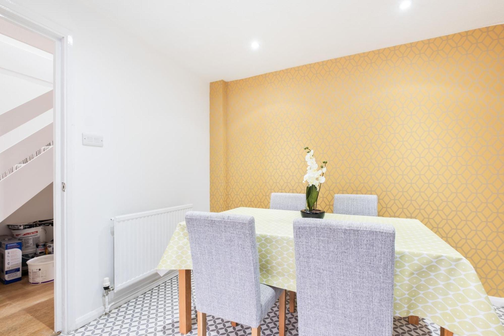 Bright 3 Bedroom House With Terrace 16 Mins To Big Ben * Londres
